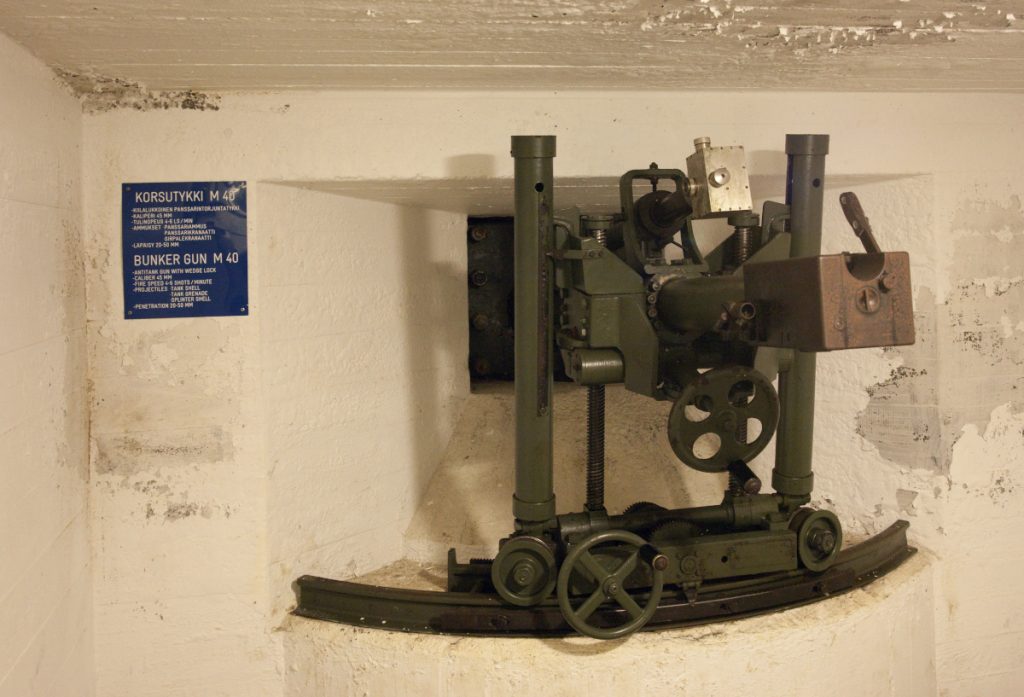 Salpalinja-museo PST-tykkipesäke